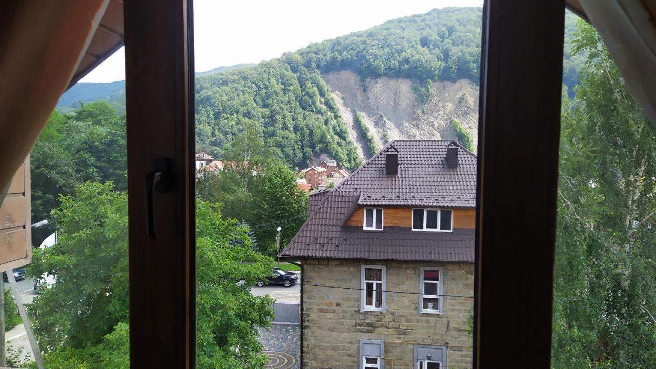 Guest House Shafran Yaremche Exterior foto