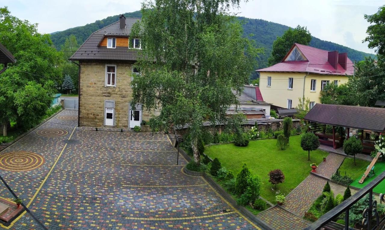 Guest House Shafran Yaremche Exterior foto