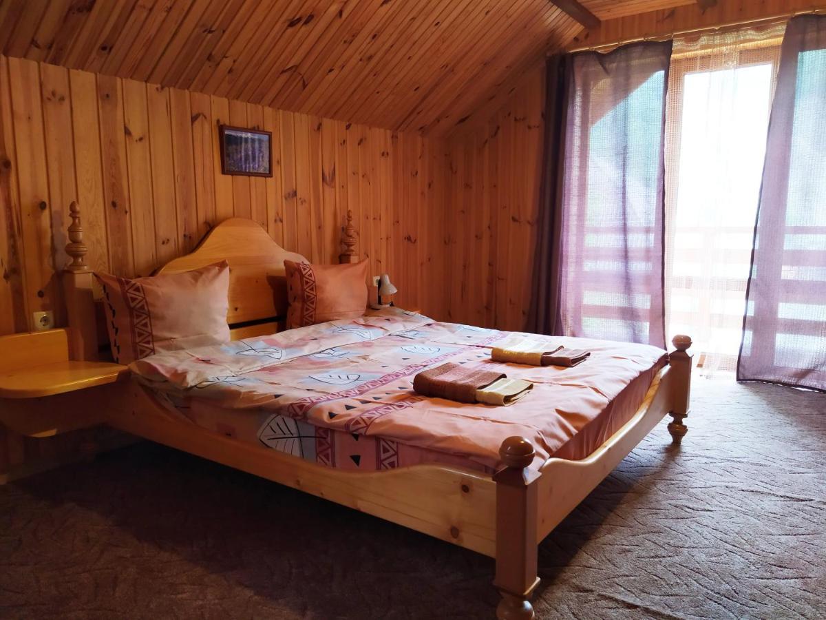 Guest House Shafran Yaremche Exterior foto