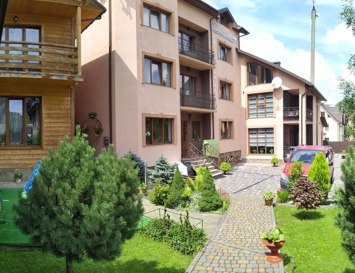 Guest House Shafran Yaremche Exterior foto
